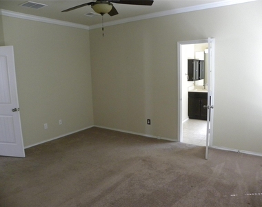 9228 Stewart Street - Photo Thumbnail 6