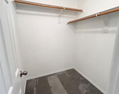 2221 Juarez Drive - Photo Thumbnail 13
