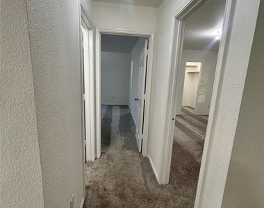 2221 Juarez Drive - Photo Thumbnail 14