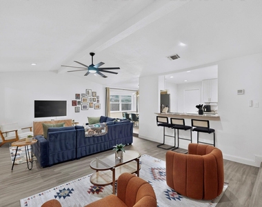 3508 Grande Bulevar - Photo Thumbnail 10