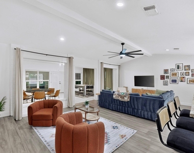 3508 Grande Bulevar - Photo Thumbnail 3