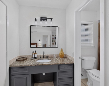 3508 Grande Bulevar - Photo Thumbnail 25