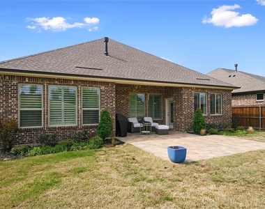 1407 Lone Eagle Way - Photo Thumbnail 27