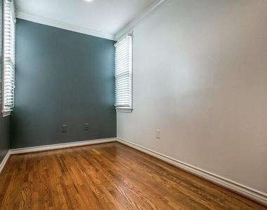 4419 Holland Avenue - Photo Thumbnail 1