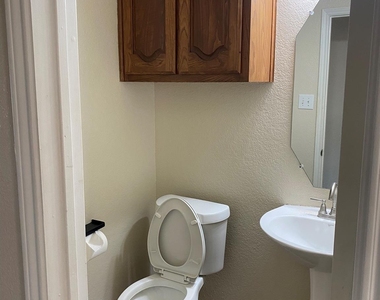 9367 Aristocrat Lane - Photo Thumbnail 9