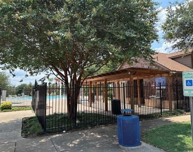 5733 Mirror Ridge Drive - Photo Thumbnail 17