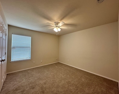 5733 Mirror Ridge Drive - Photo Thumbnail 10