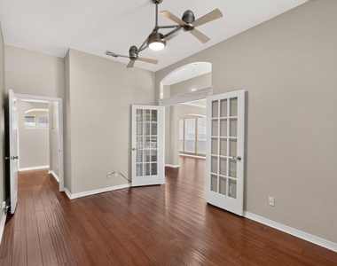 713 Mockingbird Court - Photo Thumbnail 35