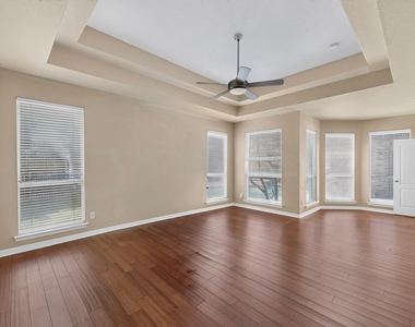 713 Mockingbird Court - Photo Thumbnail 18
