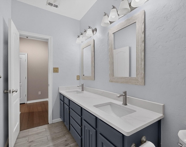 713 Mockingbird Court - Photo Thumbnail 27