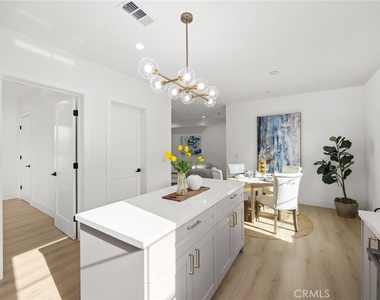 905 Sunset Blvd - Photo Thumbnail 13