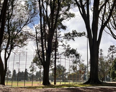60 A Brentwood Avenue - Photo Thumbnail 12
