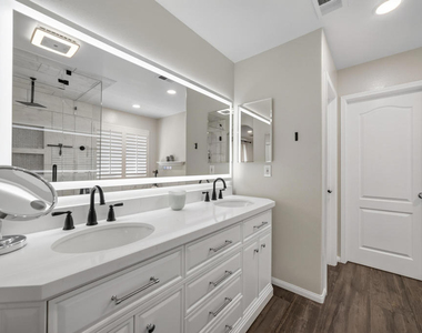 3889 Angeline Street - Photo Thumbnail 43