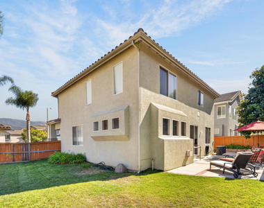 3889 Angeline Street - Photo Thumbnail 22