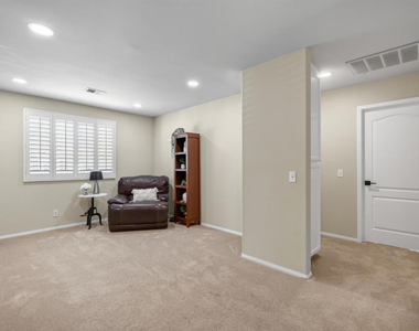 3889 Angeline Street - Photo Thumbnail 27