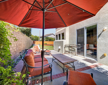 3889 Angeline Street - Photo Thumbnail 20