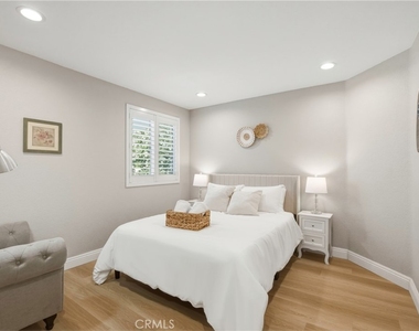 10227 Northridge - Photo Thumbnail 25