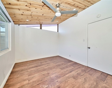 14839 Gandesa Road - Photo Thumbnail 21