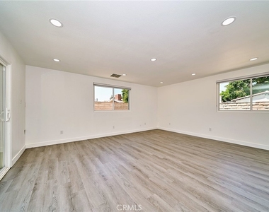14839 Gandesa Road - Photo Thumbnail 17
