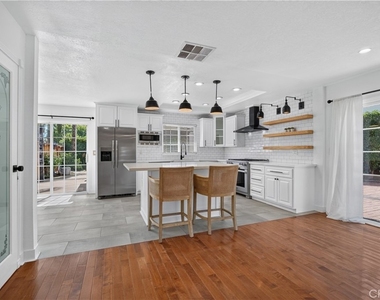 1836 Blazing Star Drive - Photo Thumbnail 10