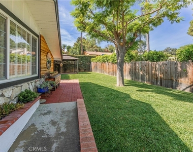 1836 Blazing Star Drive - Photo Thumbnail 3