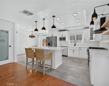1836 Blazing Star Drive - Photo Thumbnail 12