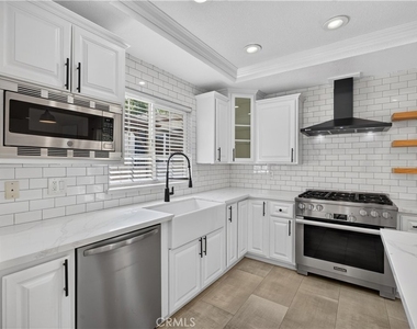 1836 Blazing Star Drive - Photo Thumbnail 16