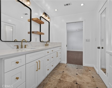 1836 Blazing Star Drive - Photo Thumbnail 34