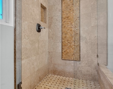 1836 Blazing Star Drive - Photo Thumbnail 32