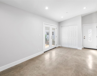 6652 Palm Avenue - Photo Thumbnail 18