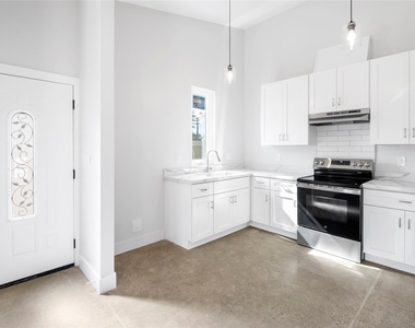 6652 Palm Avenue - Photo Thumbnail 17