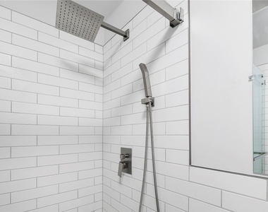 6652 Palm Avenue - Photo Thumbnail 13