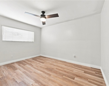 1354 S Maple - Photo Thumbnail 12