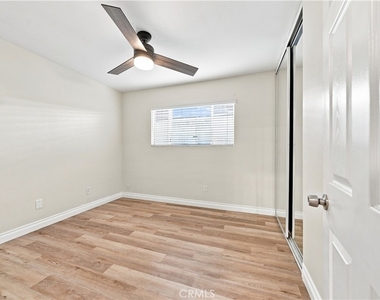 1354 S Maple - Photo Thumbnail 15