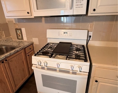 114 N Lewis - Photo Thumbnail 1