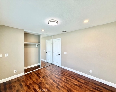 11938 Venetian Drive - Photo Thumbnail 16
