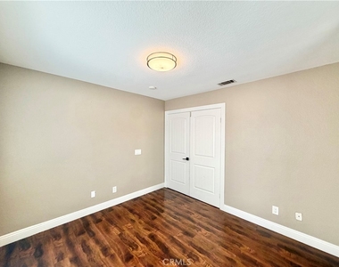 11938 Venetian Drive - Photo Thumbnail 19