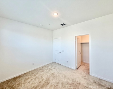 32730 Brunello Way - Photo Thumbnail 27
