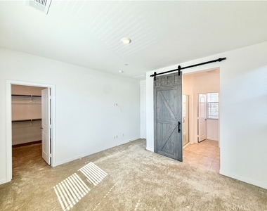 32730 Brunello Way - Photo Thumbnail 31