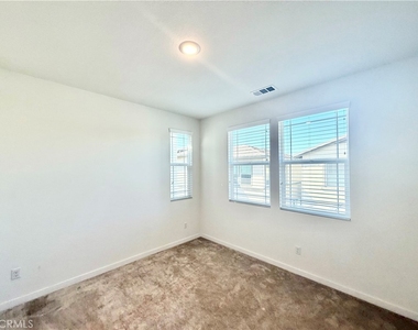 32730 Brunello Way - Photo Thumbnail 26
