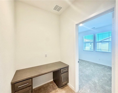 32730 Brunello Way - Photo Thumbnail 25