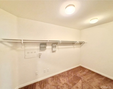 40053 Montage Lane - Photo Thumbnail 32