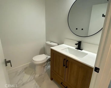 10455 Etiwanda Avenue - Photo Thumbnail 16