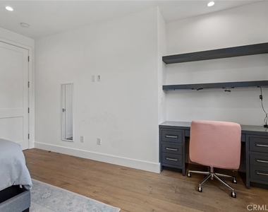 4435 Stansbury - Photo Thumbnail 22
