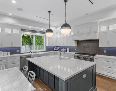 4435 Stansbury - Photo Thumbnail 8