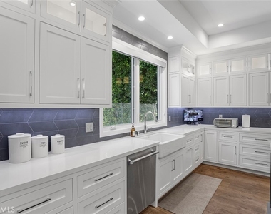 4435 Stansbury - Photo Thumbnail 7