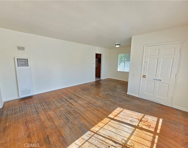 9618 Kalmia Street - Photo Thumbnail 6