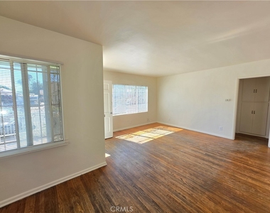 9618 Kalmia Street - Photo Thumbnail 9