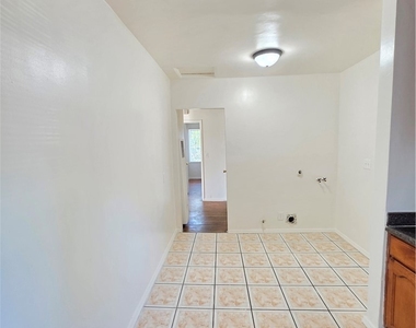 9618 Kalmia Street - Photo Thumbnail 10