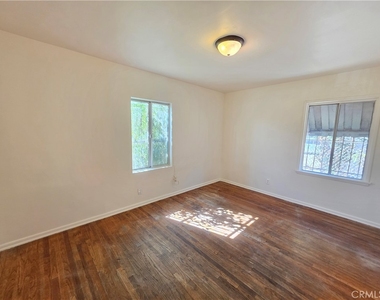 9618 Kalmia Street - Photo Thumbnail 7